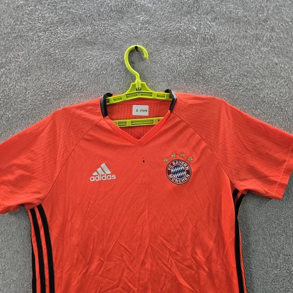 FC Bayern Munich Men Jersey M Orange Embroidered Adidas Crest Climacool READ
